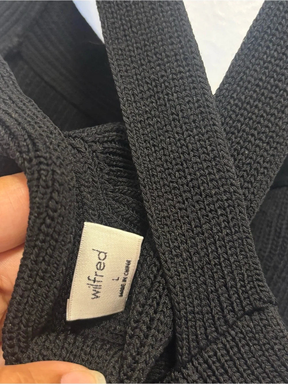 Black Knit Cropped Tie Back Tank Top Size L Like new